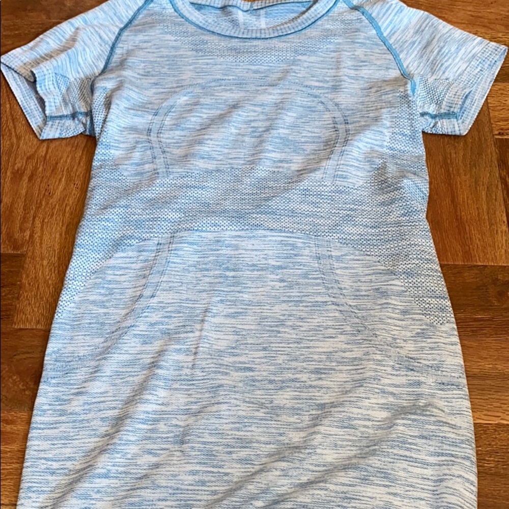 Lululemon short sleeve